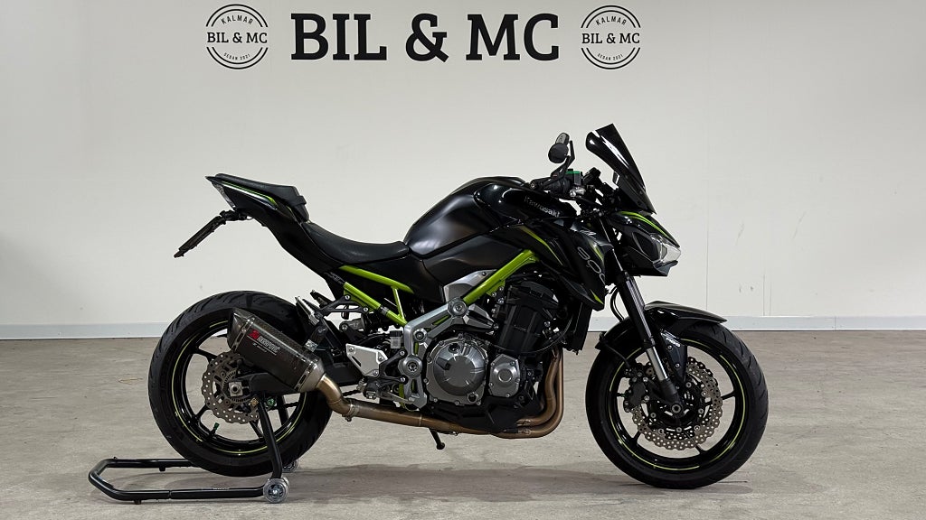 Kawasaki Z900 Akrapovic Helsystem påkostad 0kr insats 