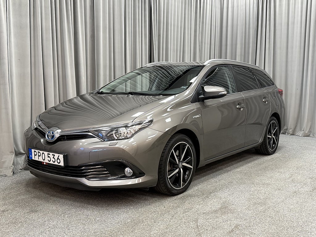 Toyota Auris Touring Sports Hybrid 136HK Intense Edition Aut