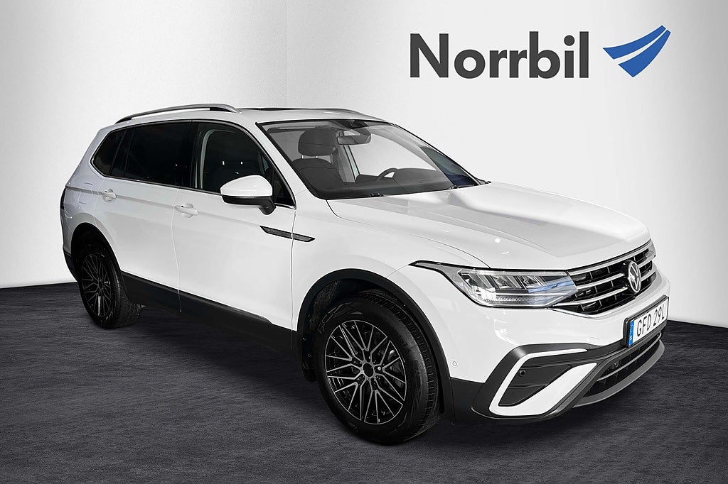 Volkswagen Tiguan Allspace Allspace TSI 190 4Motion Dragkrok / Värmare / 5-sits