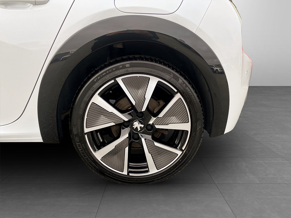 Bild på Peugeot e-208 GT-Line 50 kWh 136hk Aut B-KAMERA