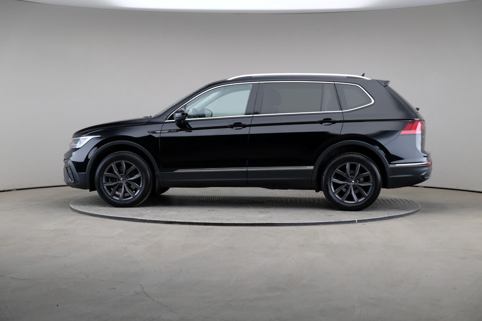 Volkswagen Tiguan Allspace 2023, kuva 4/10