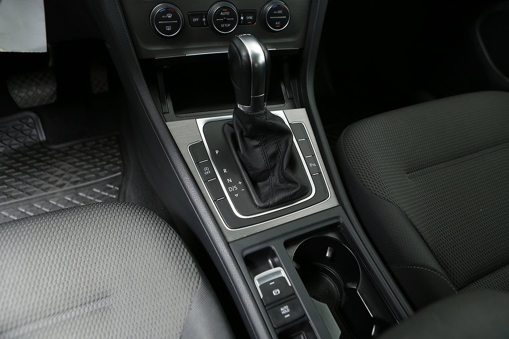 Volkswagen Golf 1,4 TSI 122hk Masters DSG 5D Kamera Dragkrok 2014