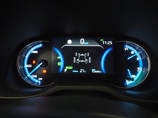 SUV Toyota RAV4 20 av 26