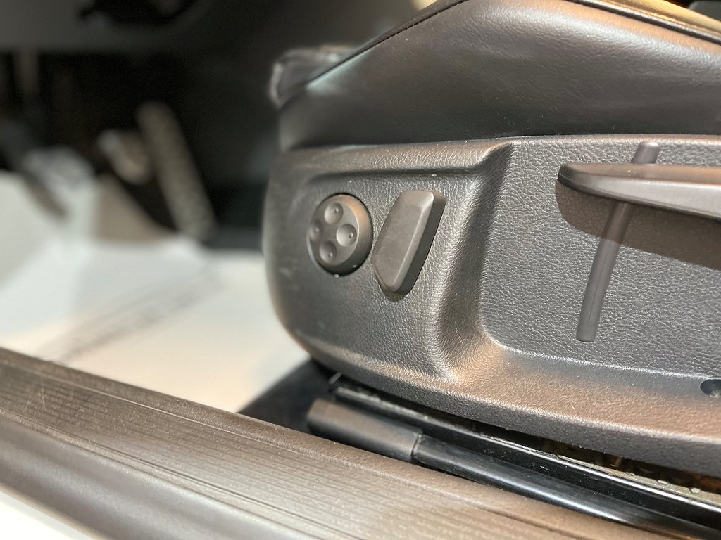 Volkswagen Passat Variant 2.0 TDI DPF BMT Manuell, 140hk, 2013