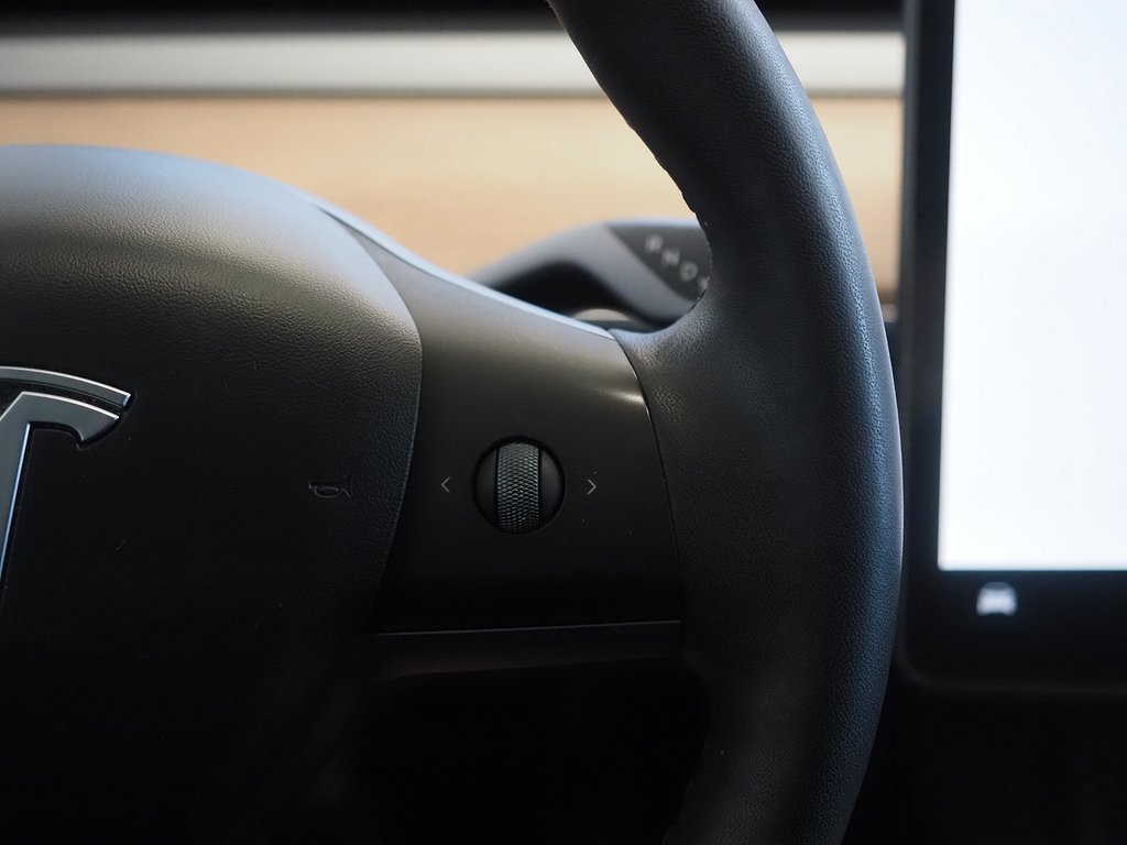 Tesla Model 3 Long Range AWD 440hk | Pano | 2022