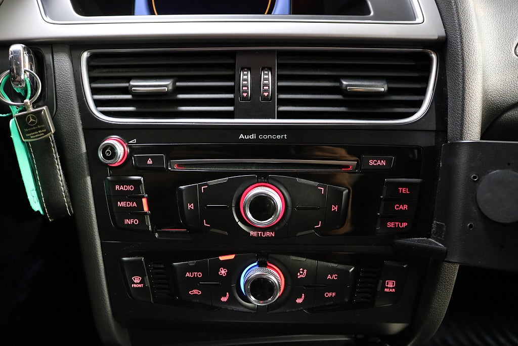 Audi A4 Allroad 2015 - miniatyr 14