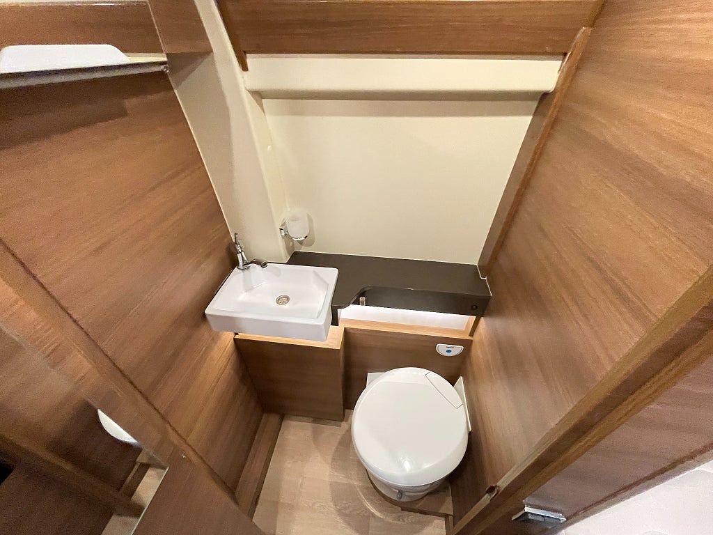 Rapido V55 140 /Solcell/Automat 160hk/En ägare/Fint skick/B-körkort - Rapido