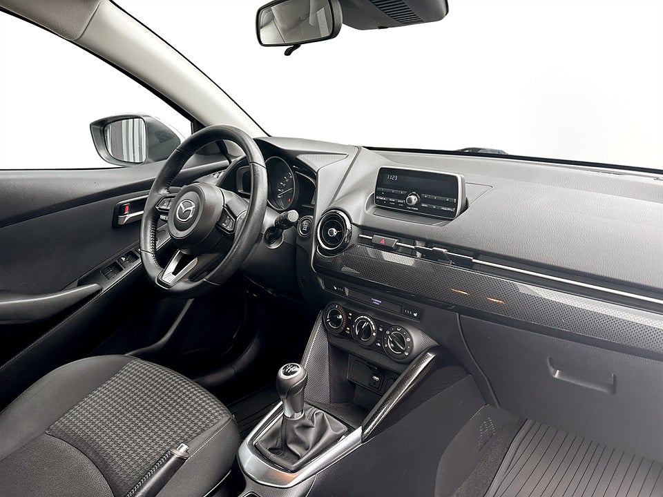Bild på Mazda 2 5D Core 1.5 SKYACTIV-G 90hk FARTHÅLLARE