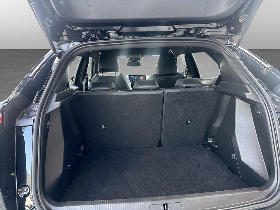 Bild på Peugeot 2008 GT Hybrid 145hk Aut B-KAMERA CARPLAY