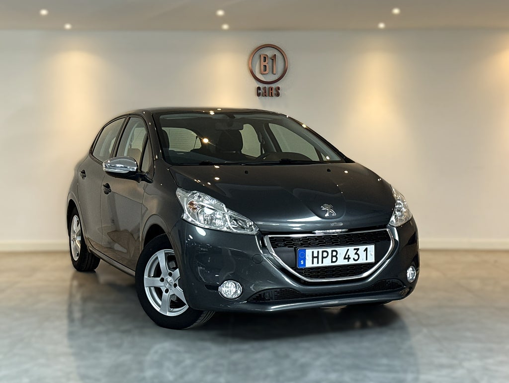 Peugeot 208 1.2 VTI EGS 82hk AUTOMAT LÅGMIL NYBES NYSERVAD DRAGKROK