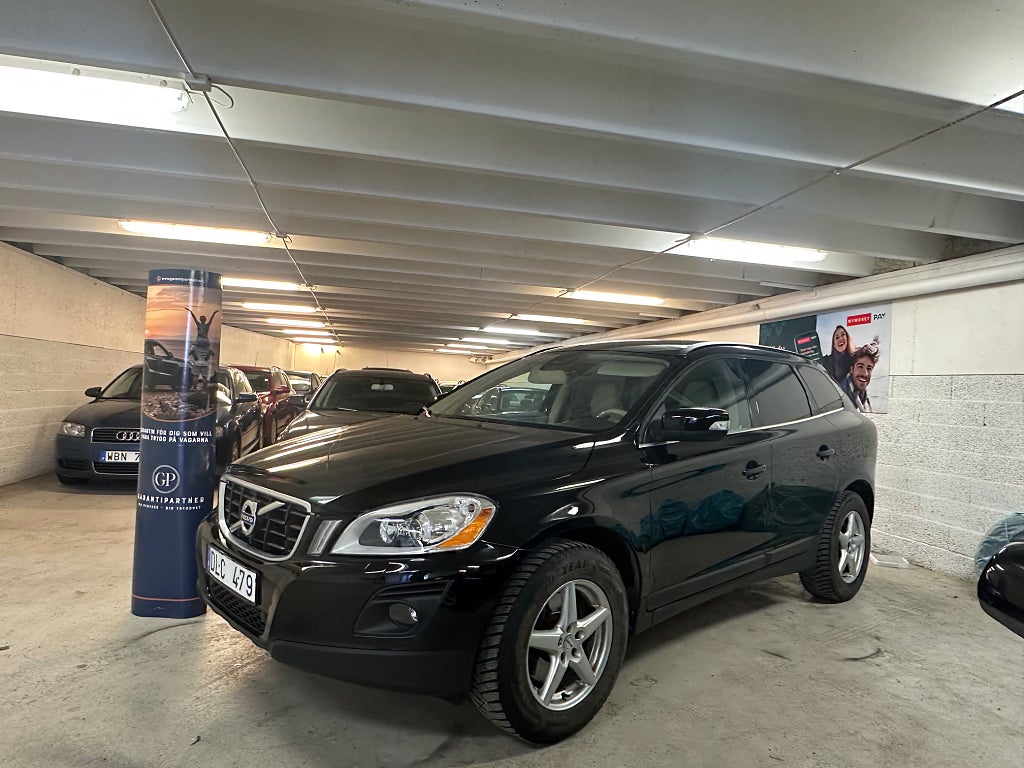 Volvo XC60 2.4DGeartronic Momentum. Automat.Ny servad.6 månaders G