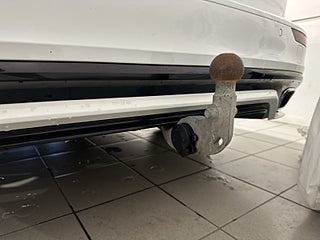 Volvo V60 Recharge T6 AWD R-Design Drag Pvärm Skinn Kamera SoV – bild 18