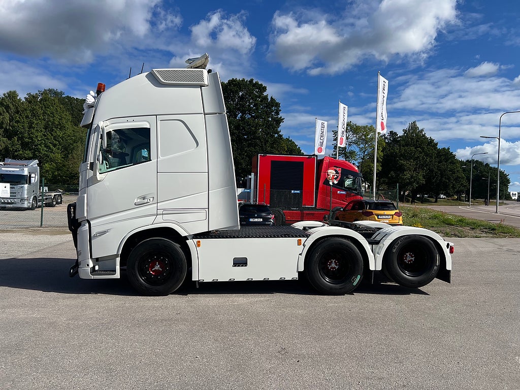 Volvo FH13 500 6x2 Dragbil med Hydraulik, Klädd hytt mm