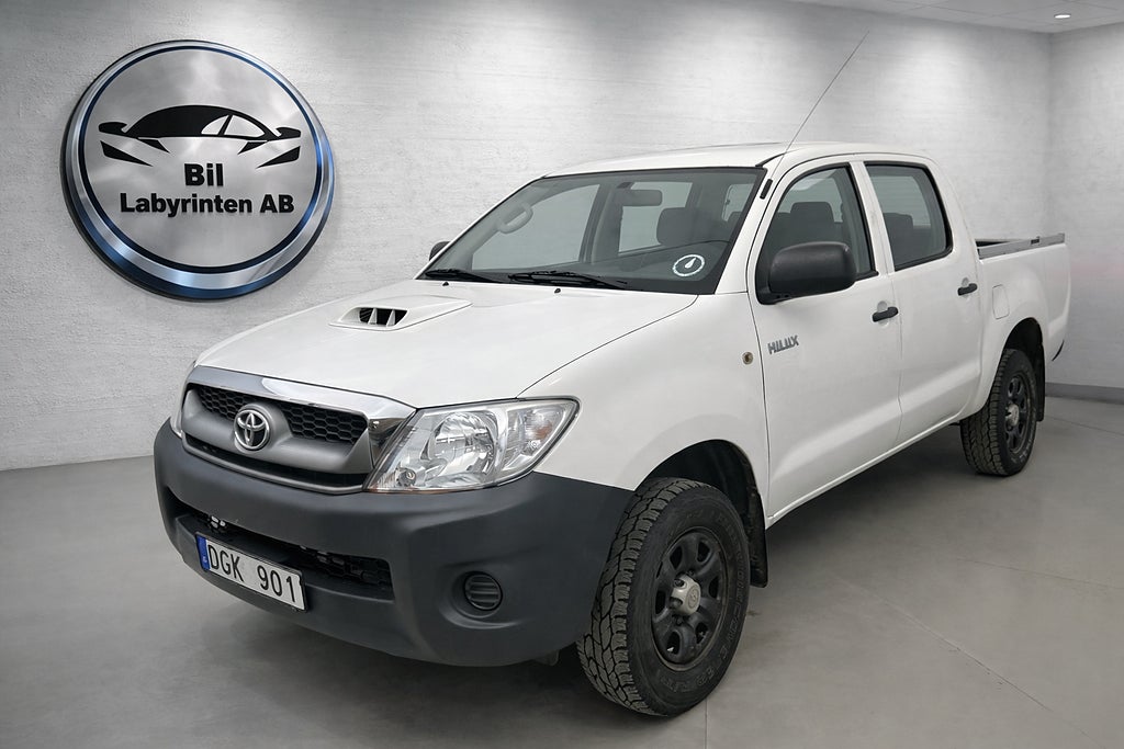 Toyota Hilux Dubbelhytt 2.5 4x4 MOMS Dragkrok 