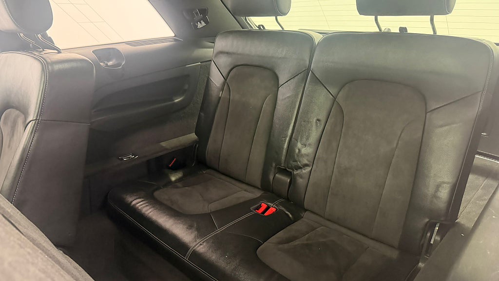 AUDI Q7 7-SEATER 3.0 TDI V6 QUATTRO TIPTRONIC | 239 ch | BVA | ATTELAGE | PANORAMAGLASTAK | NEUF SERV