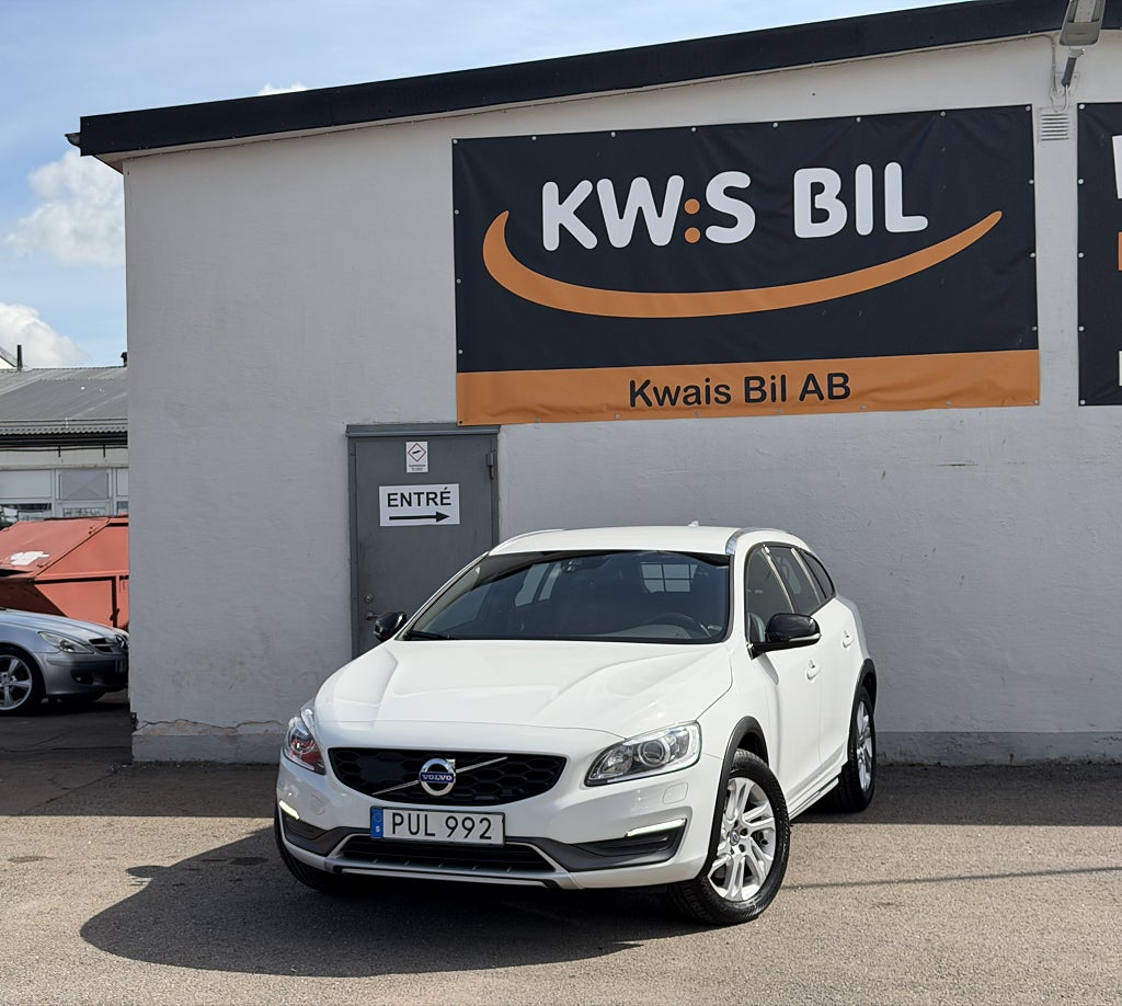Volvo V60 Cross Country D4 AWD Geartronic Momentum Euro 6