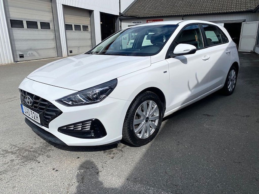Hyundai i30 Essential, Automat