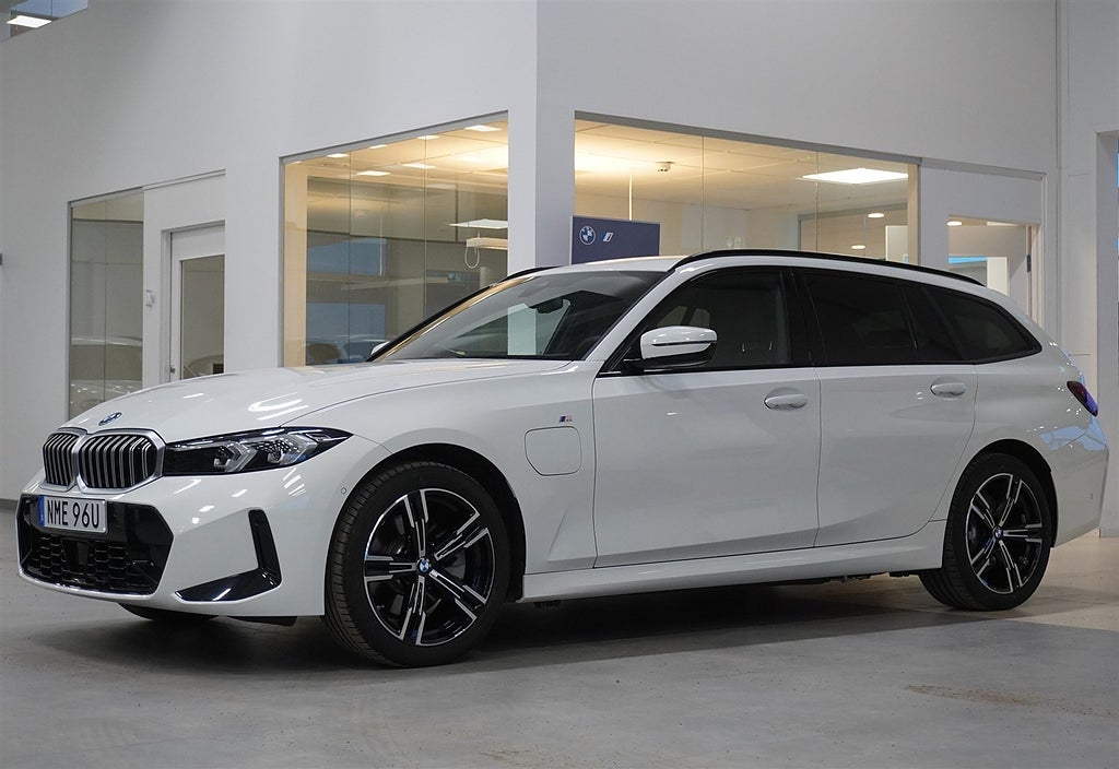 BMW 330 e xDrive Touring 4,95% ränta M-Sport Active Edition Aktiv Fart