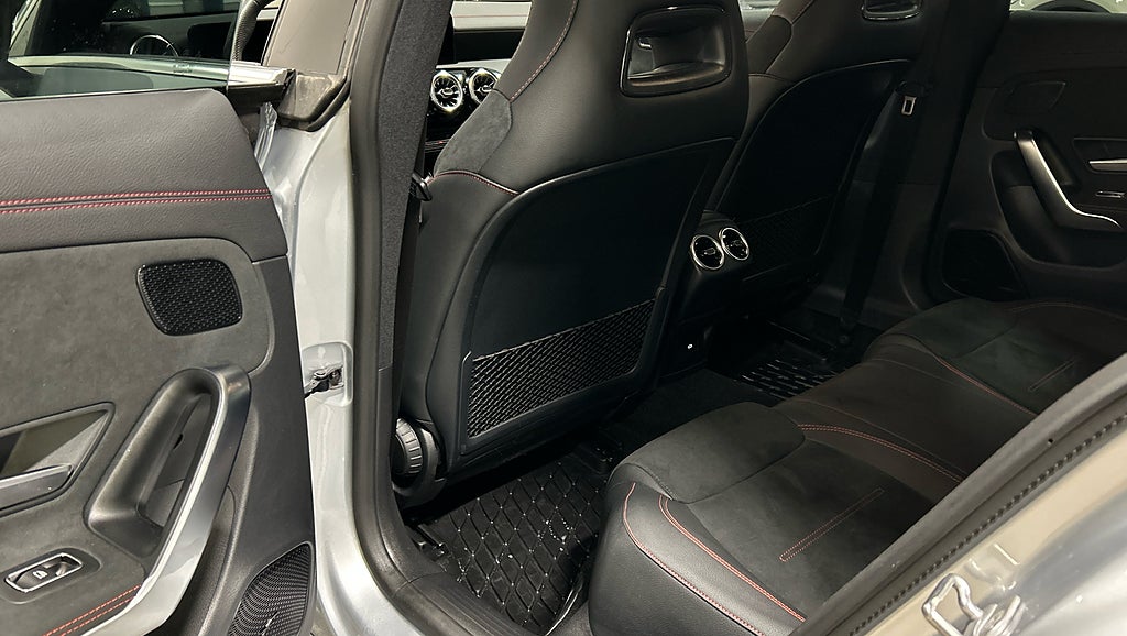 Mercedes-Benz CLA 200 AMG Sportpaket Premium Värmare 19tum - bild 5