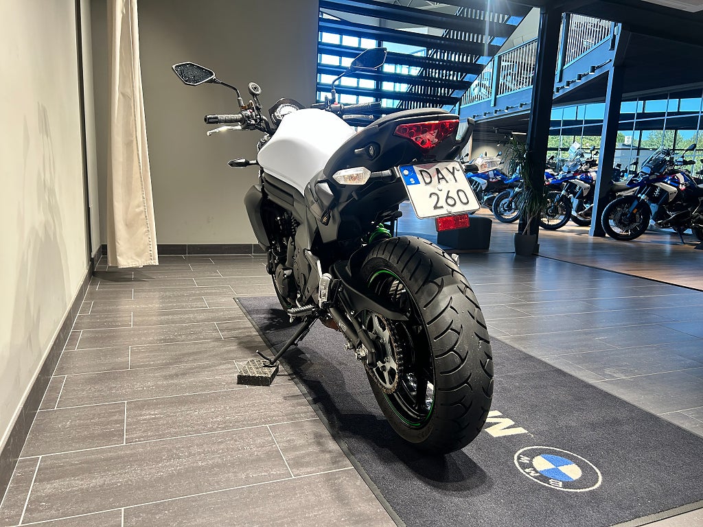 Kawasaki Ninja Er6-N /3,99%/Arrow/2440 mil
