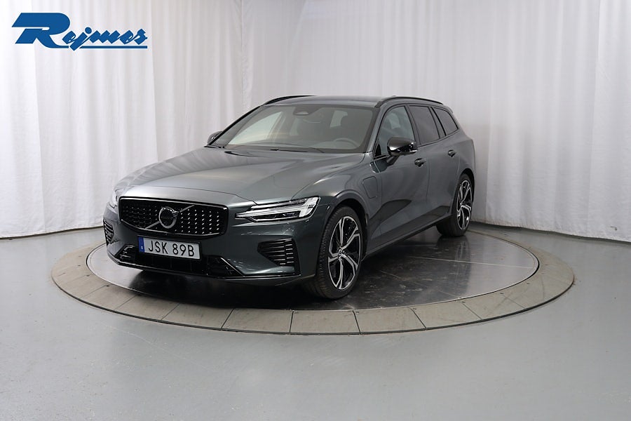 Volvo V60 T6 Plus Dark Nordic Edition