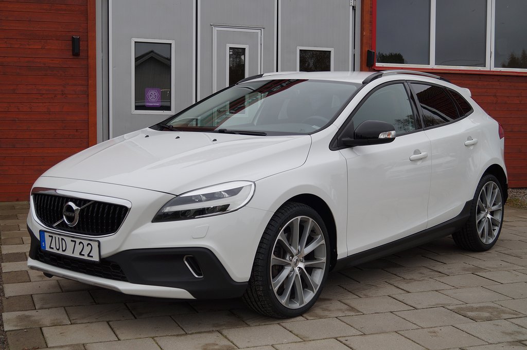 Volvo V40 Cross Country T3 Automat Drag VOC 