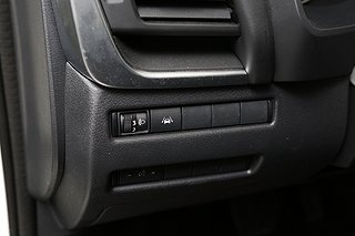 SUV Nissan Qashqai 12 av 23