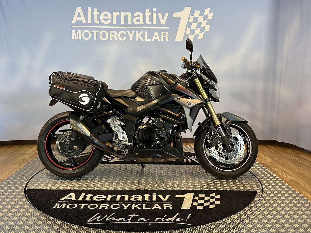 Suzuki GSR750 ABS - Alternativ 1 MC