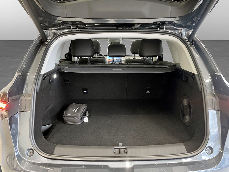 Bild på Leapmotor C10 EREV Design ProMax räckvidd 970km - OMGÅENDE LEVERANS!