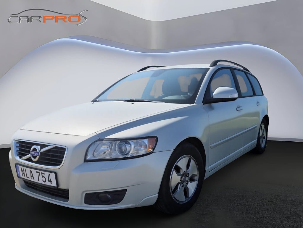 Volvo V50 D2 Momentum Dragkrok/Väldvårdad/ 1-Ägare