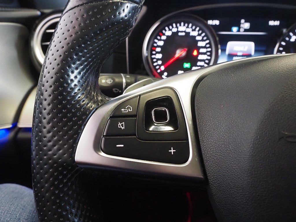 Mercedes-Benz E 220 d 9G-Tronic AMG | Burmester | Pano | 360 2018