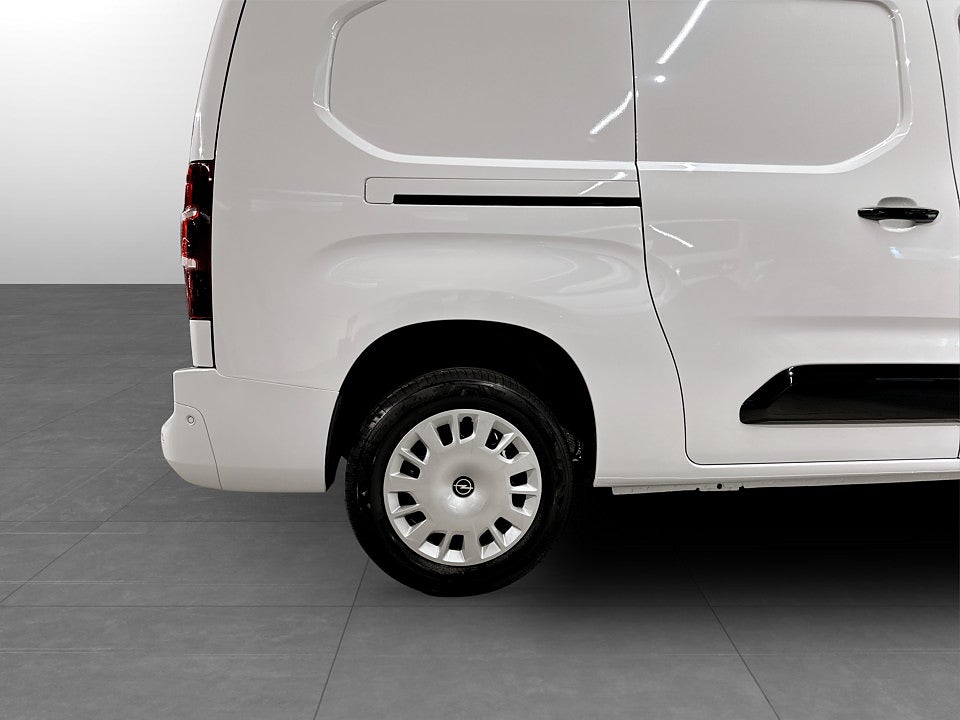 Bild på Opel Combo Elite 130hk Aut L2 - EDITION! VÄRMARE & DRAGKROK INGÅR!