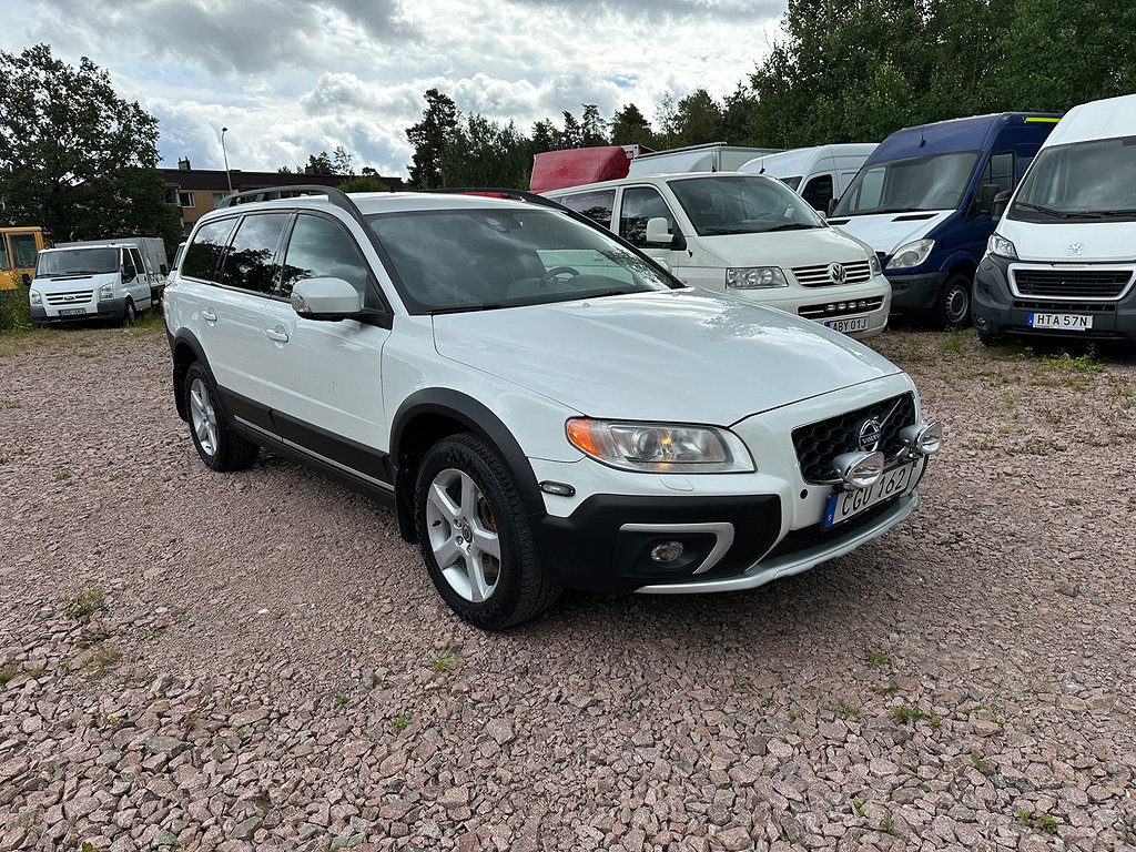 Volvo XC70 D5 AWD Geartronic Kinetic Euro 5 (FD Polis)