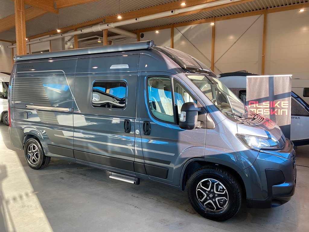 Twin 600 SPB - Adria Twin 600 SPB / Under 6 m / Automat / Dieselvärmare /