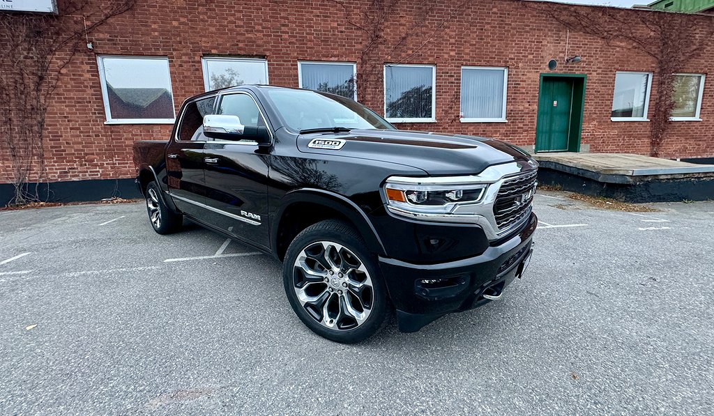 Dodge RAM 1500 Limited eTorque / 10th Anniversary