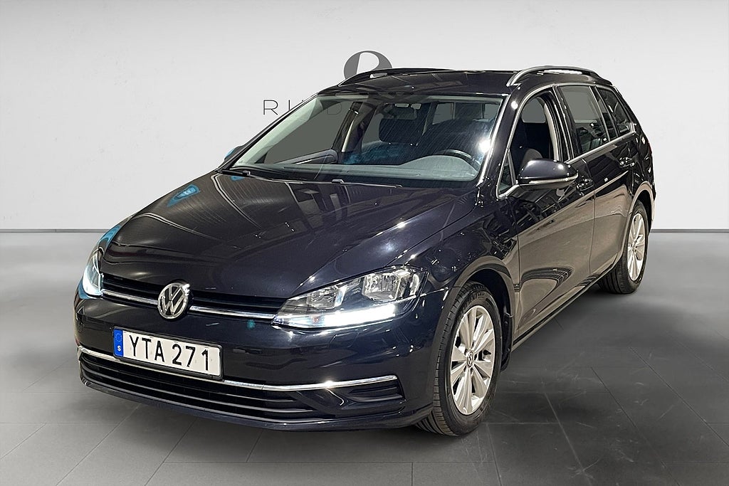 Volkswagen Golf SC 1.0 TSI 110 HK APP CONNECT 0.42L/MIL 8300MIL