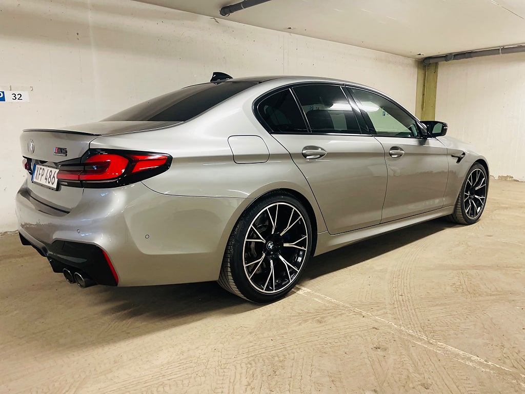 BMW M5 2019 - miniatyr 5