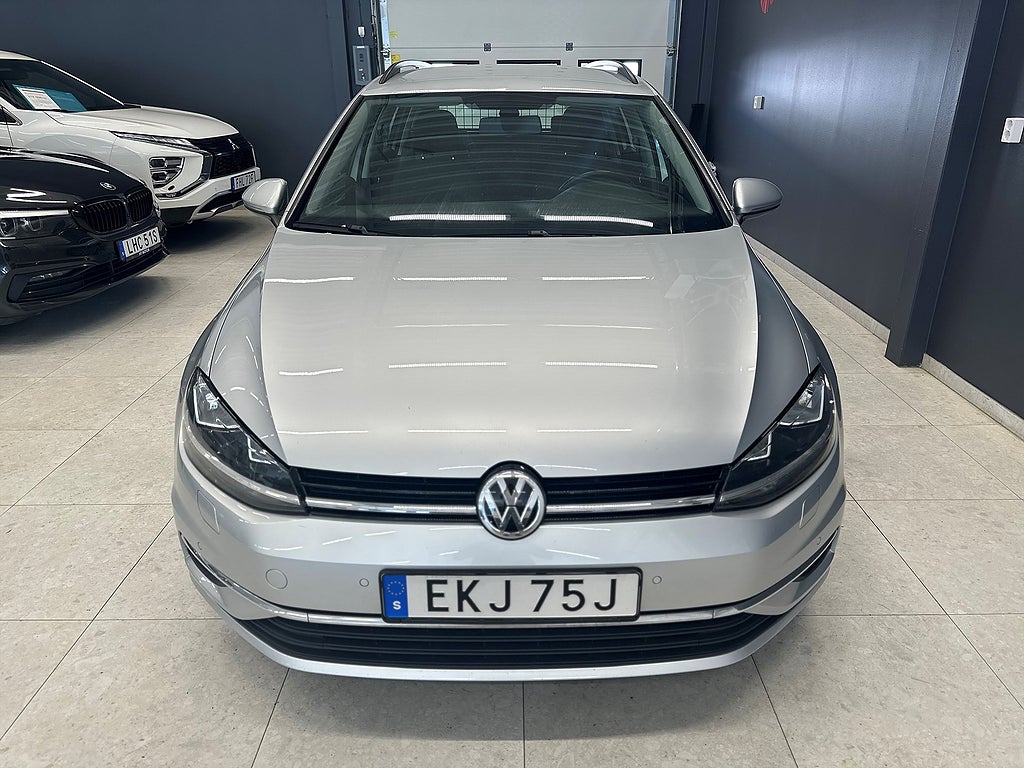 Volkswagen Golf Sportscombi 1.6 TDI/Massage/P-sensorer/Fjärr-Värm/4.99%