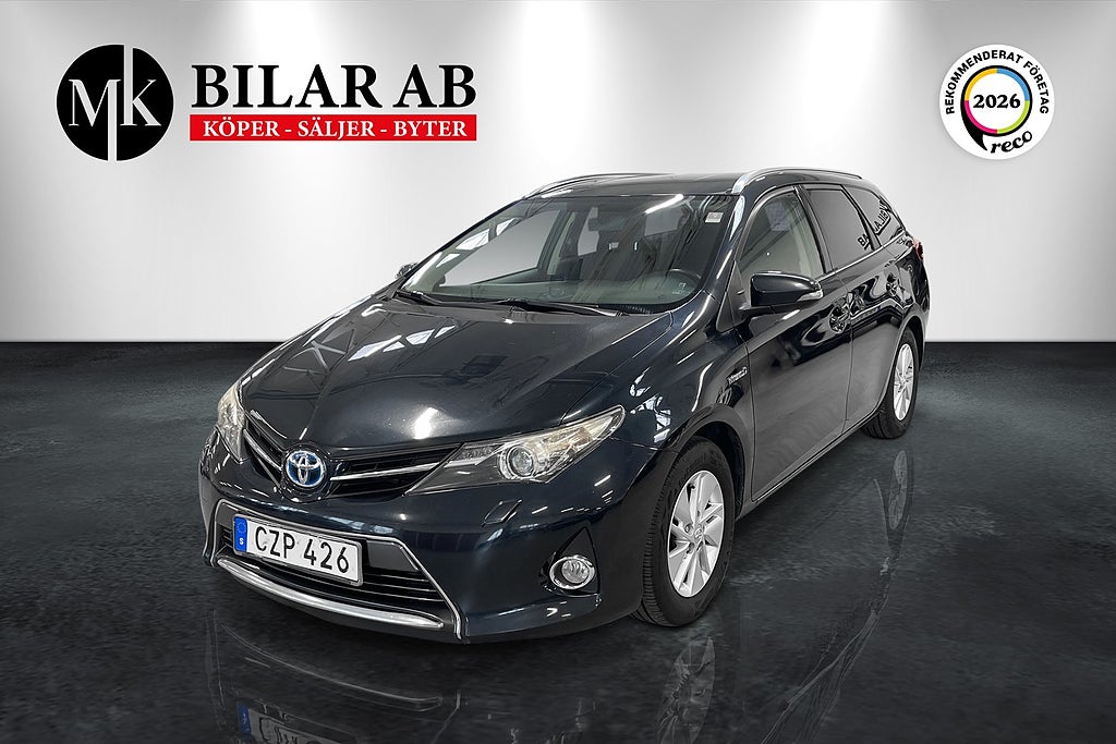 Toyota Auris Touring Sports Hybrid Låga mil/Fullservad /1 Brukare 
