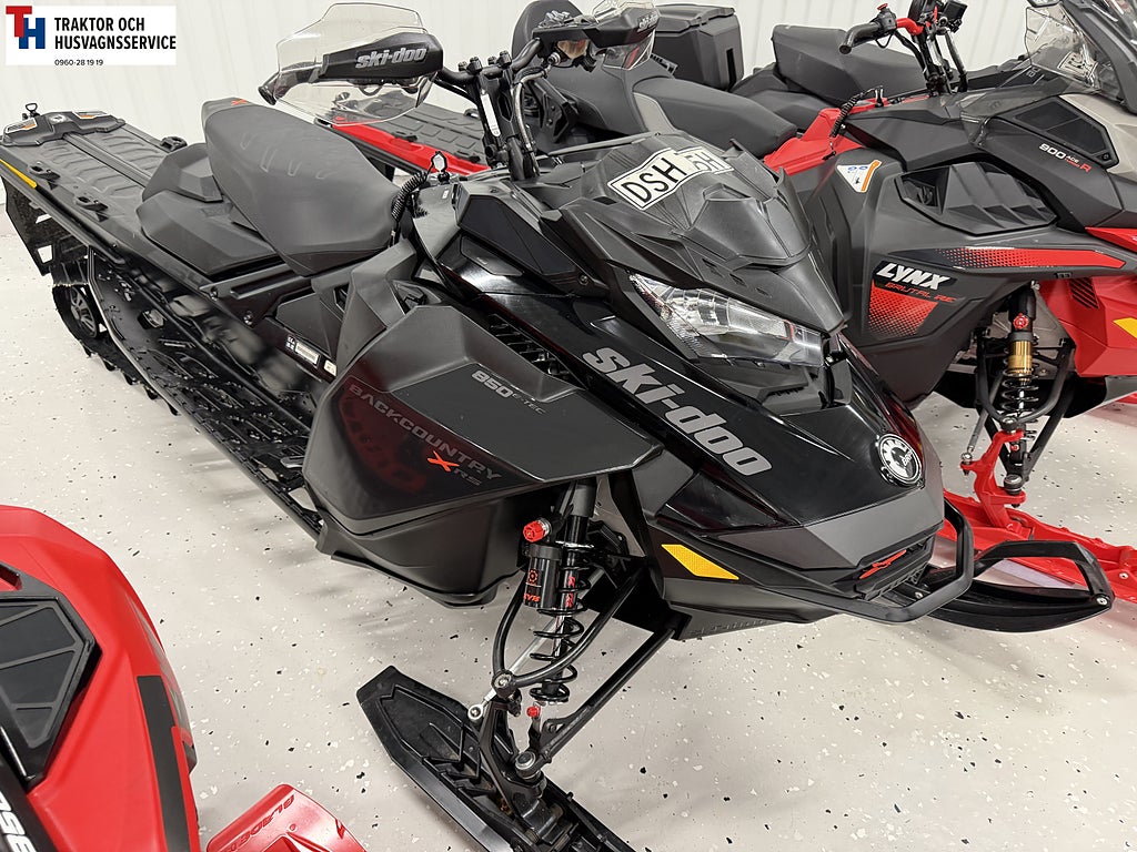 Ski-Doo Backcountry XRS 850 med 1 ägare, i mycket fint skick -22 