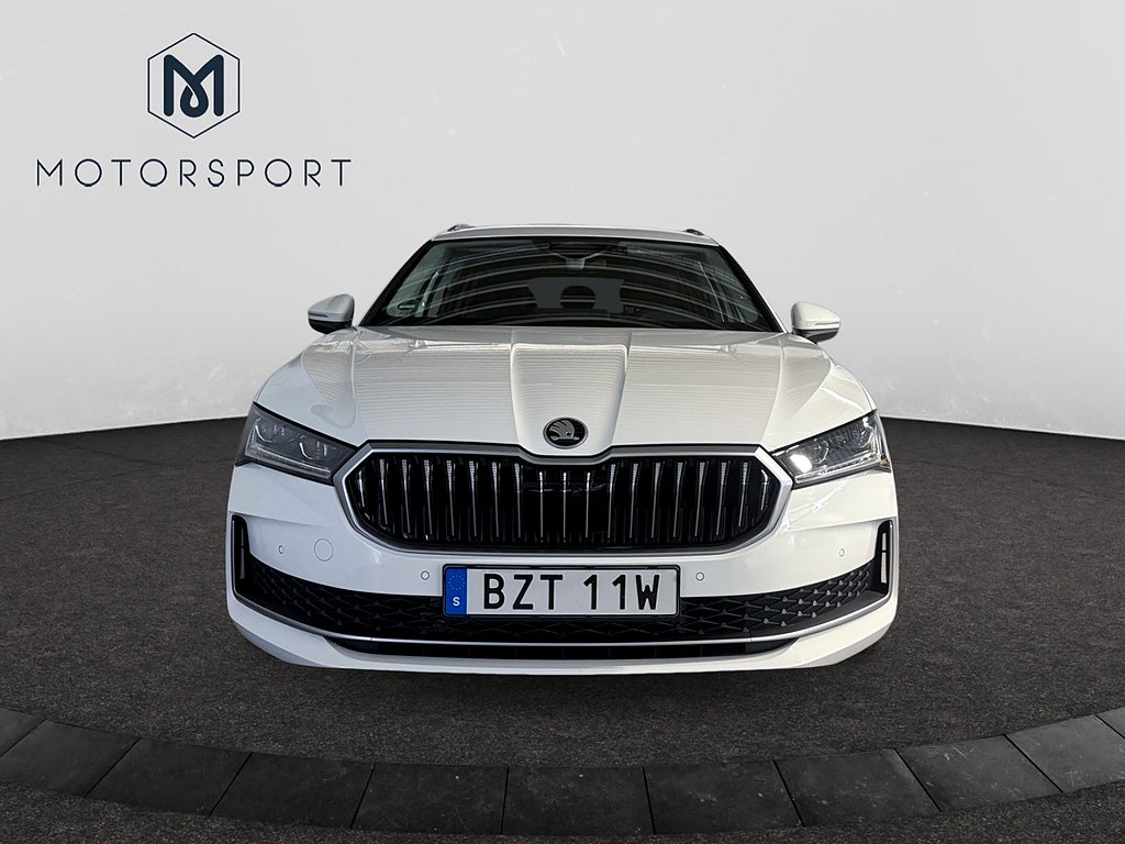 Skoda Superb iV Kombi Selection Explore Edition Drag Adaptiv fart mm bild 10