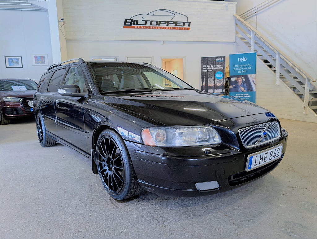 Volvo V70 2.4D Classic Momentum 163 hk Dragkrok / Dieselvärmare