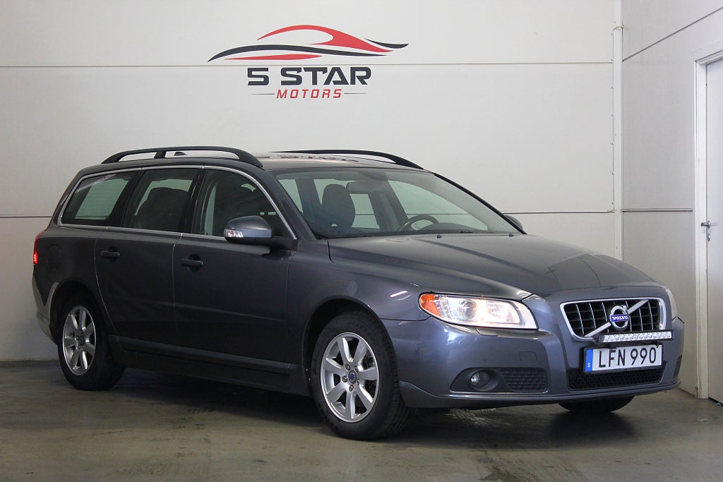 Volvo V70 D3 Geartronic Momentum Automat Drag P-sesnor Bluetooth