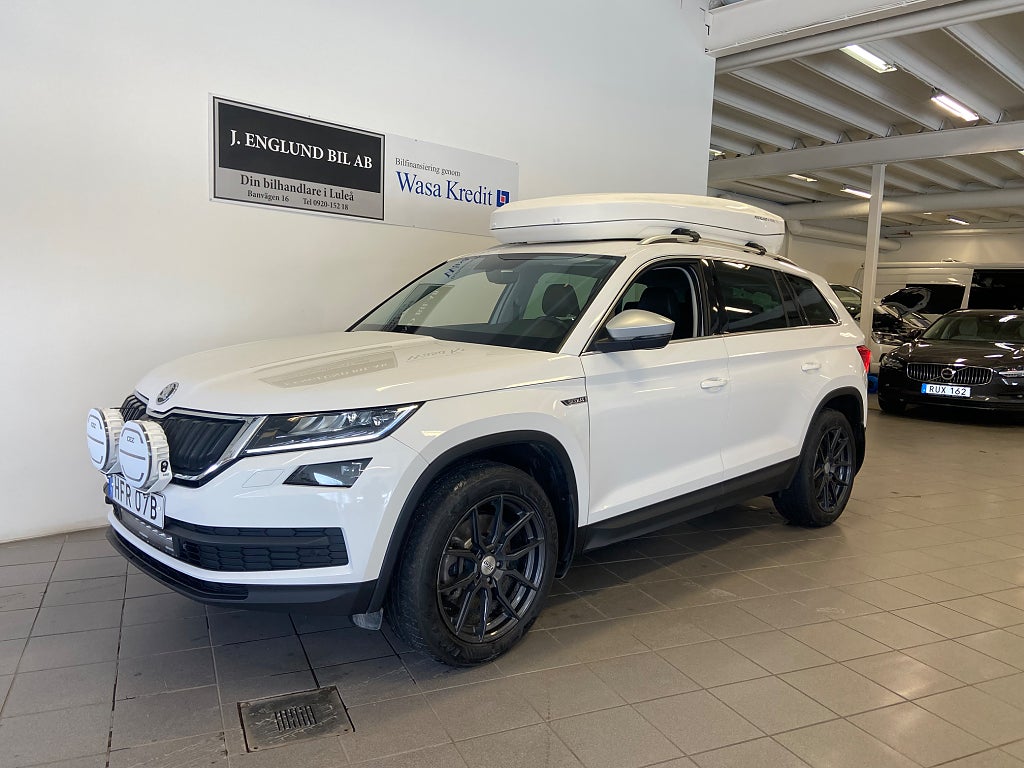 Skoda Kodiaq Scout 2.0TDI 4x4 Business 7-sits D-värmare Drag Moms