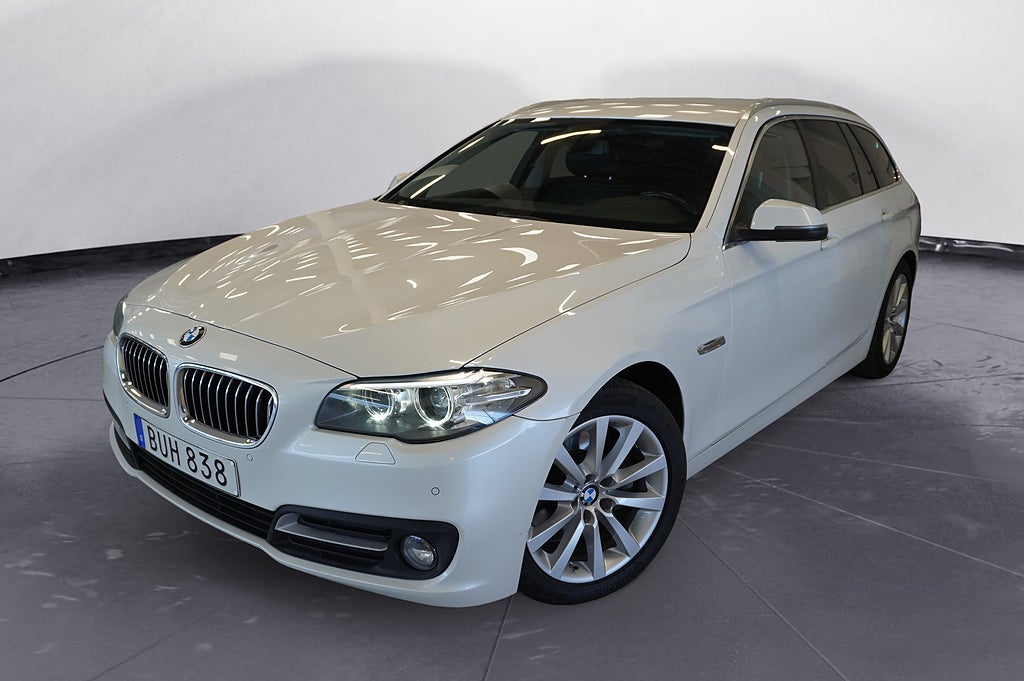 BMW 520 d xDrive Touring Automat Drag Rattvärme Sportstolar HiFi | Ränta
