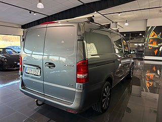 Transportbil - Skåp Mercedes-Benz Vito 17 av 19