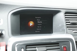 Sedan Volvo S60 Cross Country 17 av 22