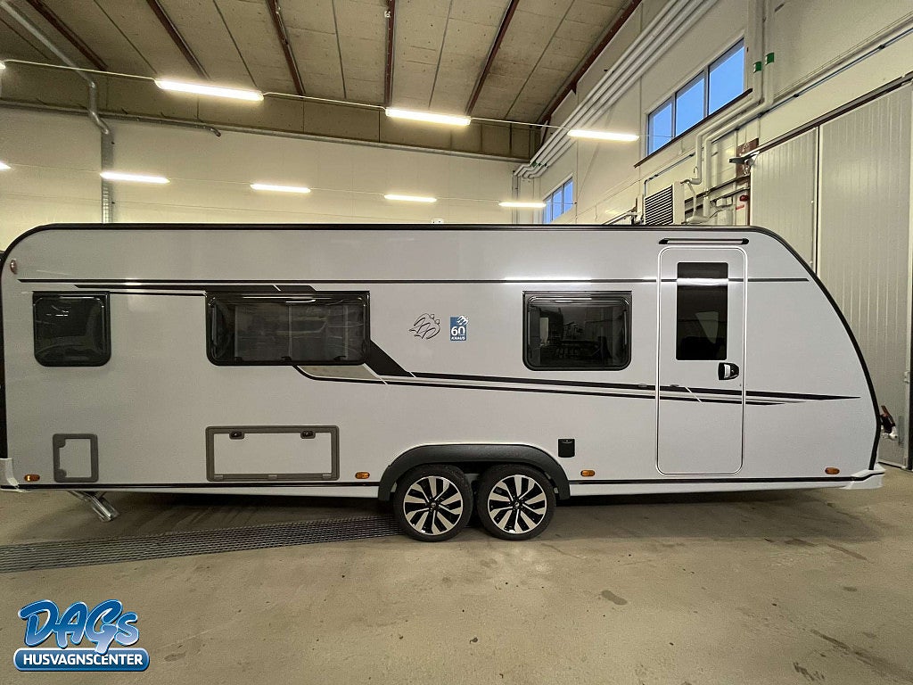Knaus Südwind 650 PEB  60 Years Celebration