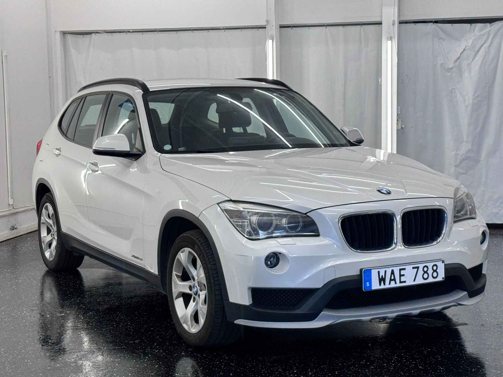 BMW X1 xDrive18d Steptronic Euro 5 2015, bild 3/48