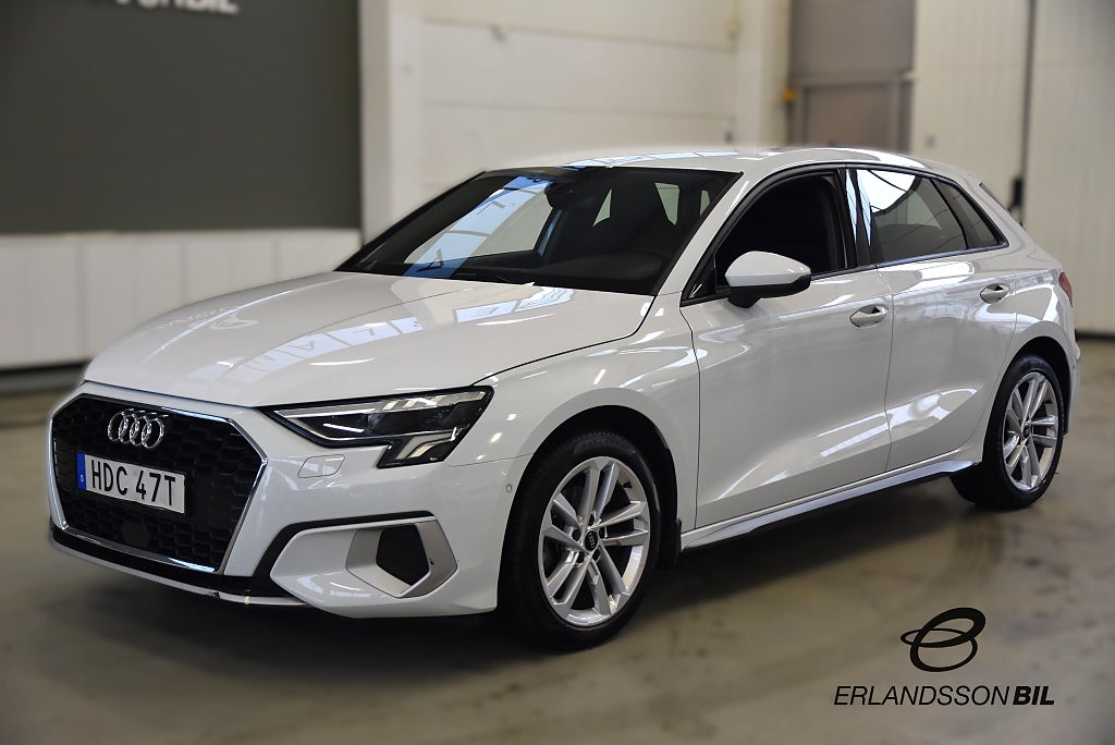 Audi A3 Sportback 35 TFSI S Tronic NYSERVAD
